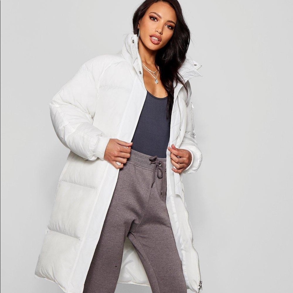 PADDED LONGLINE WHITE PUFFER COAT